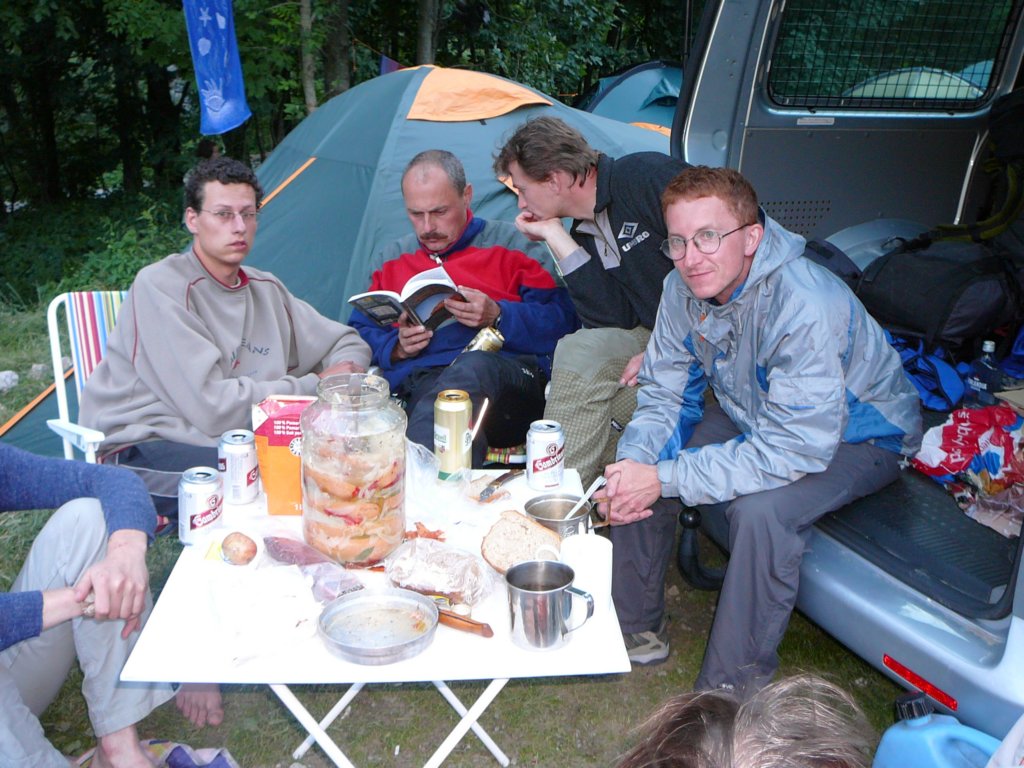 holl07039.jpg