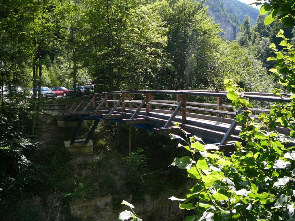 holl07067.jpg